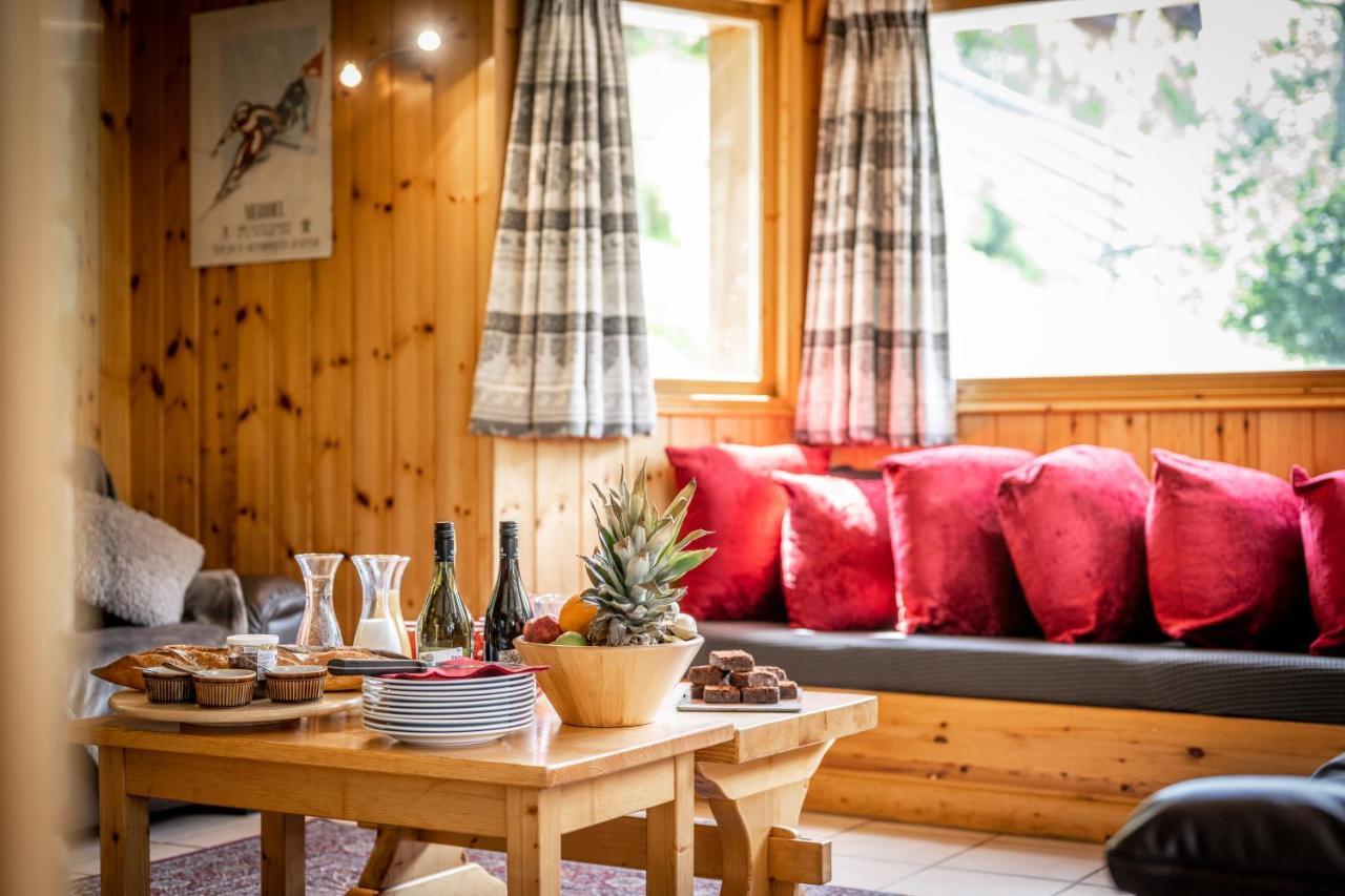 Chalet Himalaya , 10 Person Chalet With 5 Ensuite Bedrooms And Outdoor Jacuzzi In Meribel Centre 외부 사진